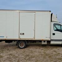 Iveco Daily 3.0 Tdi - Furgonato con Porta Laterale