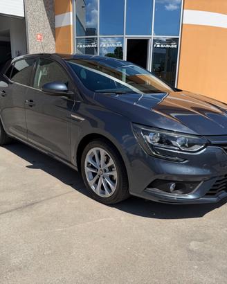Renault Megane Mégane dCi 8V 110 CV EDC Energy Int