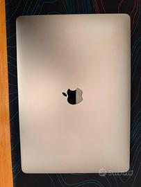 Macbook pro m1 13”