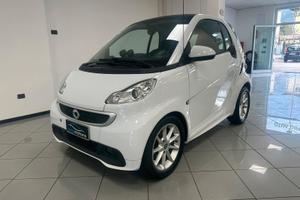 Smart ForTwo 1000 52 kW MHD coupé passion