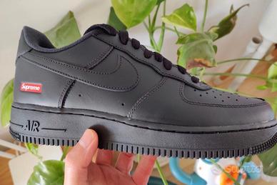 Nike Air Force 1 Low Supreme EU42