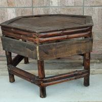 Tavolino in Legno di forma esagonale