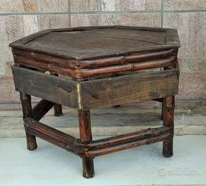 Tavolino in Legno di forma esagonale