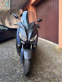 Yamaha X -MAX 400