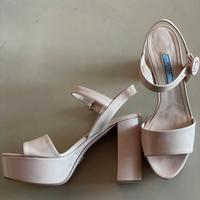 PRADA Sandalo con tacco 12 cm Vernice cipria