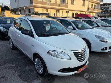 Lancia Ypsilon 2013