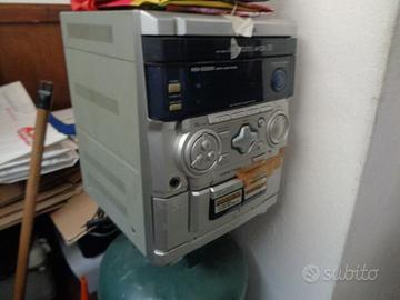 Mini impianto HI-FI aiwa modello NSX-SZ200 permuto