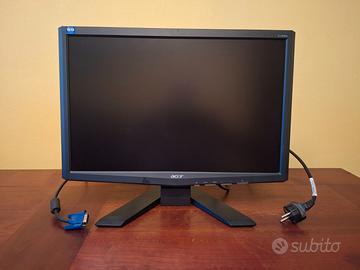 MONITOR LCD ACER E STAMPANTE HP