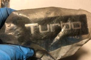 Scritte e loghi nuovi e usati