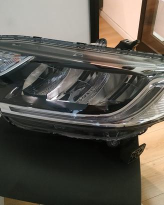 faro anteriore dx Honda jazz
