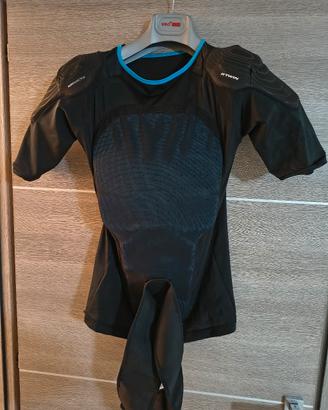 maglia con protezioni