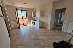 Appartamento più garage e cantina