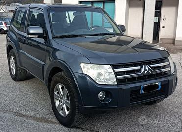 MITSUBISHI Pajero (2006-2009) - 2010