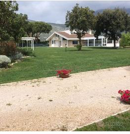 Villa al mare con ampio parco