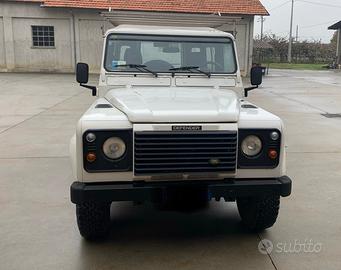 LAND ROVER Defender - 2006