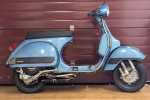 Piaggio Vespa PX150E