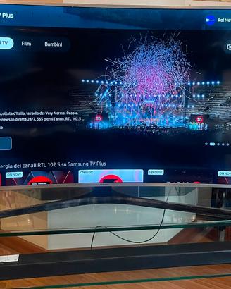 Televisore Samsung 49'' 4K UHD  Curved 