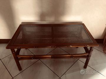 mobilio arredamento cucina e salotto di vario tipo