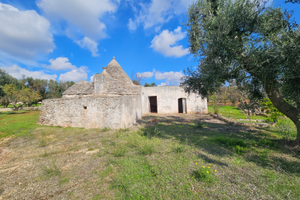 Trullo e lamie 65mq e progetto ampliamento
