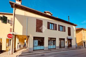 3 LOCALI A CASATENOVO