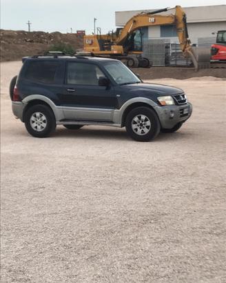 Mitsubishi PAJERO V60 3.2 118 kw PASSO CORTO