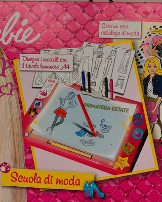 Gioco Barbie Scuola di Moda