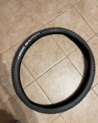 Copertone Vittoria barzo 27x2.25 nuovo