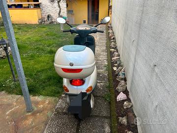 Vespa et2