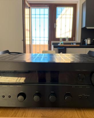 Amolificatore onkyo