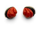 orecchini-oro-giallo-750-diamanti-corallo-e-onice
