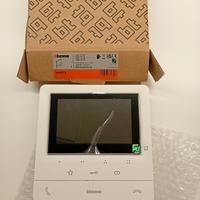 344672

Videocitofono 2 fili vivavoce Classe 100

