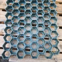 Piastre per grigliato salvaprato carrabile