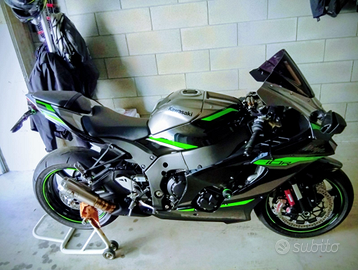 Kawasaki ninja zx10 r