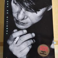 Libro Fabrizio De André testi e spartiti