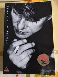 Libro Fabrizio De André testi e spartiti
