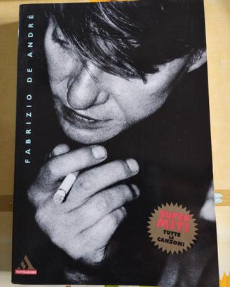 Libro Fabrizio De André testi e spartiti