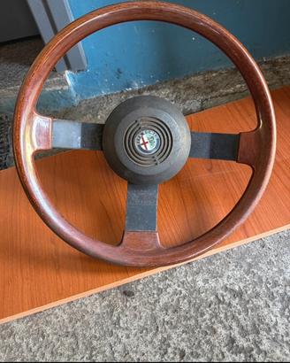 volante alfa romeo 33