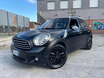 Mini One Countryman 2.0 Cooper D Automatica CON 13