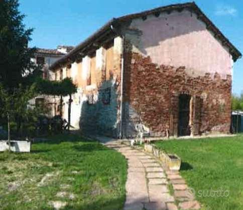 Edificio situato a Trebaseleghe (PD)