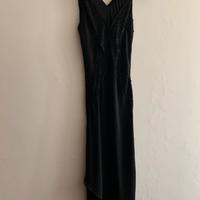 Abito nero con paillettes