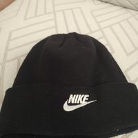 Cuffia-bertetto Nike nero