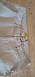 Pantaloni chinos