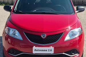 Lancia Ypsilon 1.2 69 CV 5 porte Silver