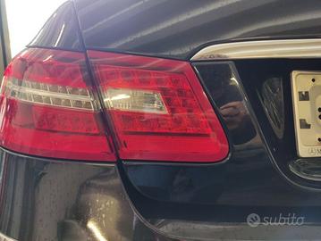 Fanale post sx int MERCEDES CLASSE E 2010