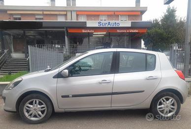 RENAULT Clio 1.2 5 porte Luxe