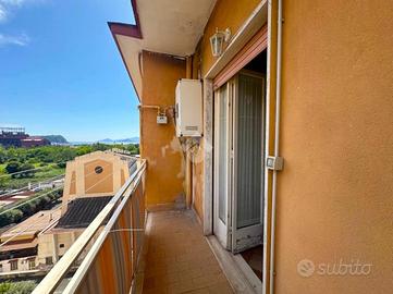 3 LOCALI A NAPOLI