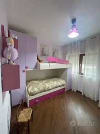 Cameretta bambina tre letti