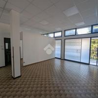 NEGOZIO A CONEGLIANO