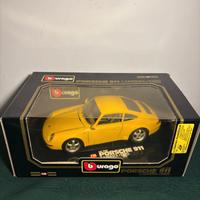 Porsche 911 Carrera 1993 Bburago 1:18 Gialla