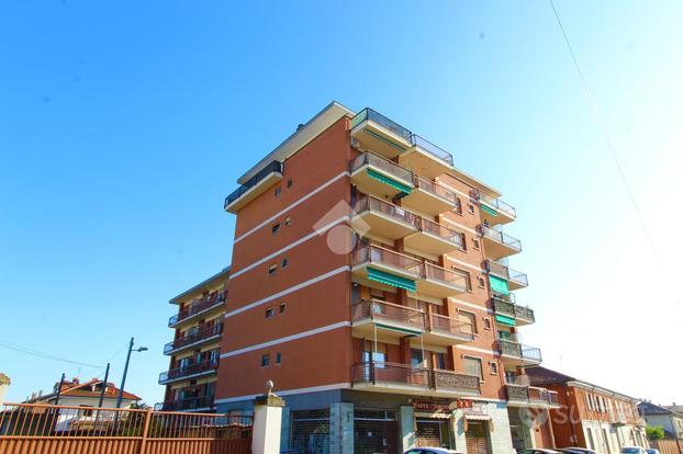2 LOCALI A SANTENA